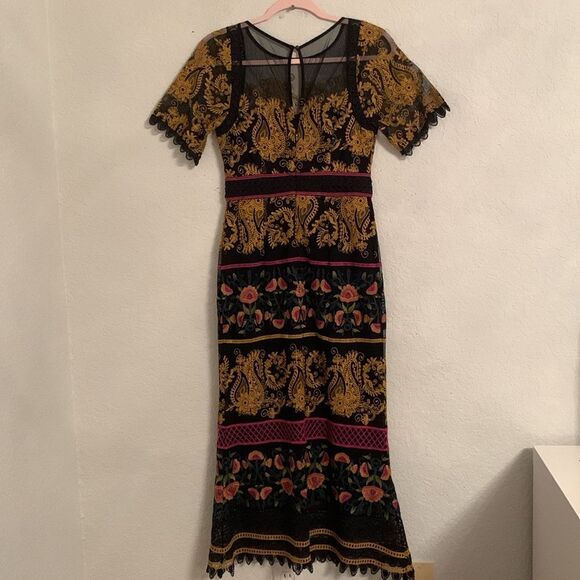 Anthropologie Jacguin Embroidered Elegant Black Gold Lace Midi Dress Size 2 - Picture 3 of 13